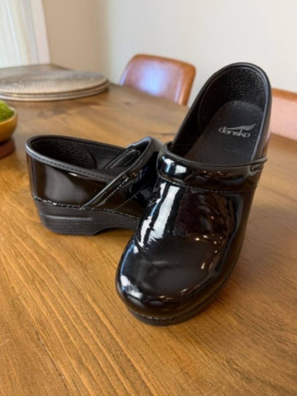 Dansco Black Patent Leather Clog  Size EU 38 US 7.5 Professional